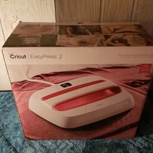 Cricut Easy Press 2 Brand New Never Opened